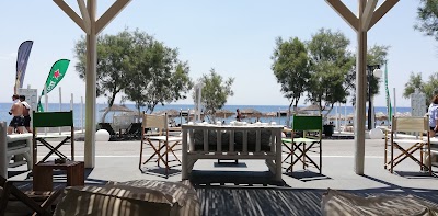 Locura Beach Bar & Restaurant