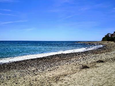 Daruma Beach