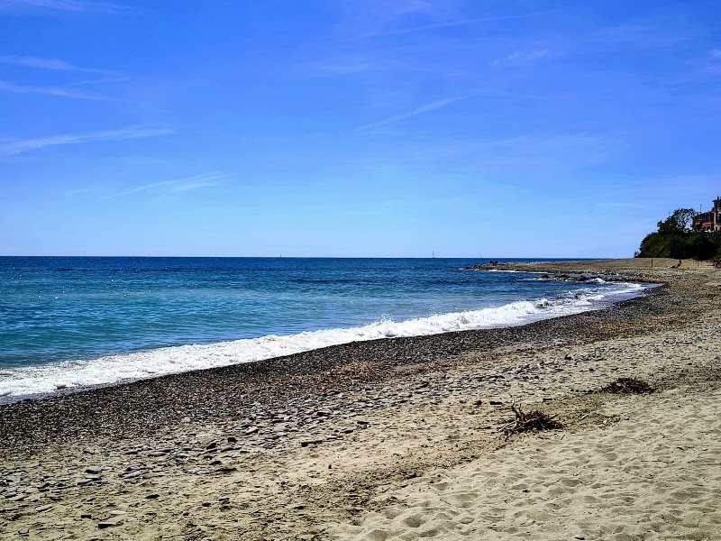 Daruma Beach
