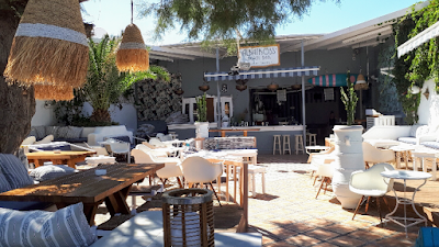 Albatross Beach Bar Restaurant