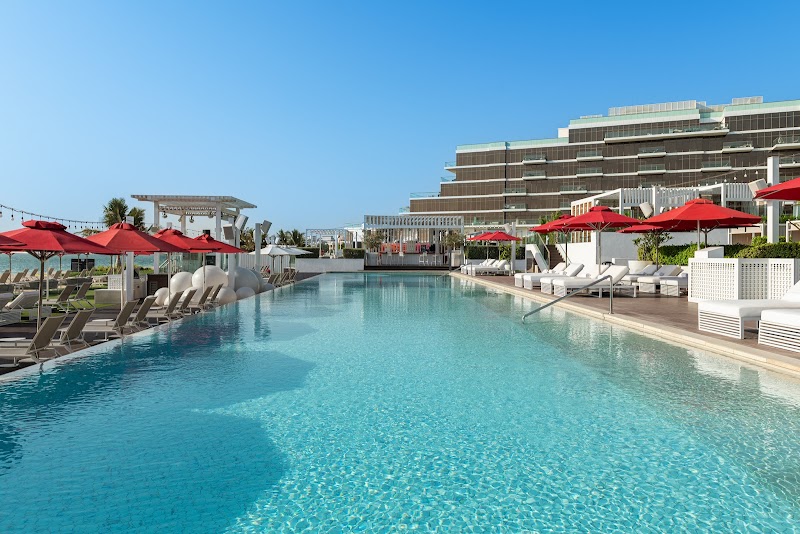Fluid Beach Club