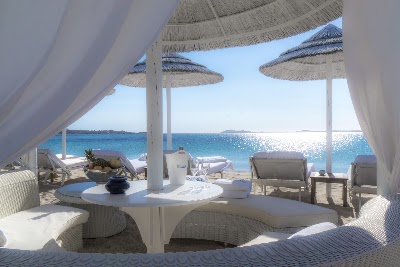 White Beach Club Liscia Ruja