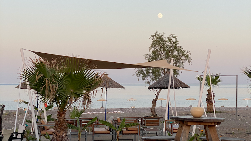 Ostria Beach Bar