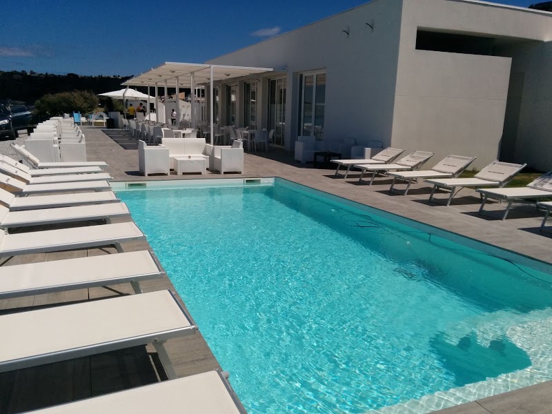 Horizon Beach Club
